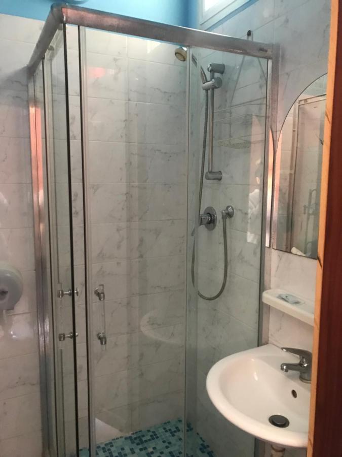 Hotel Villa Lorena Rimini Zewnętrze zdjęcie