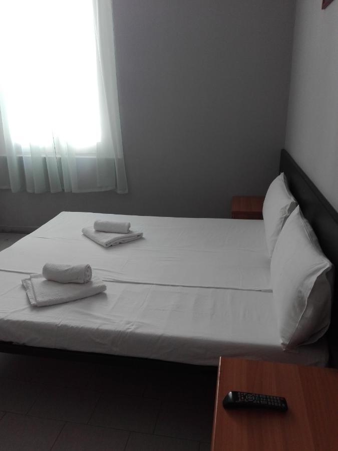 Hotel Villa Lorena Rimini Zewnętrze zdjęcie