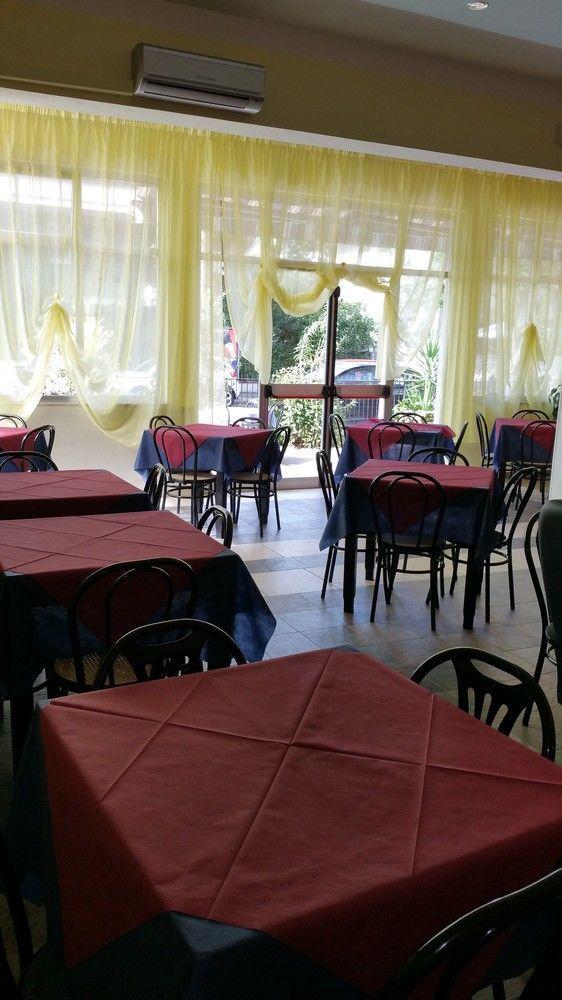 Hotel Villa Lorena Rimini Zewnętrze zdjęcie
