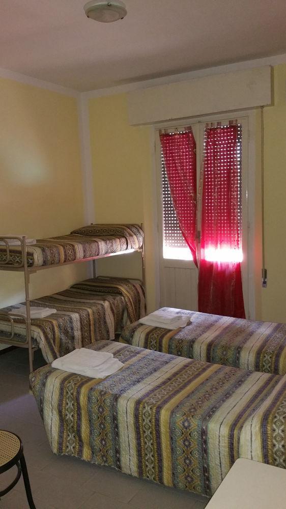 Hotel Villa Lorena Rimini Zewnętrze zdjęcie